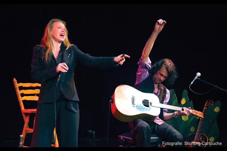 Cartouche biedt in Grote Kerk klein theater met Shaffy voorstelling