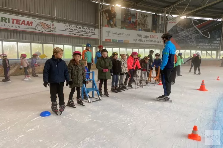 Kinderen maken coronaproof kennis met een sport