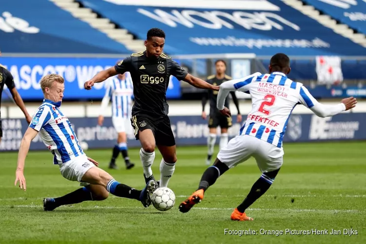 Ajax fortuinlijker dan SC Heerenveen