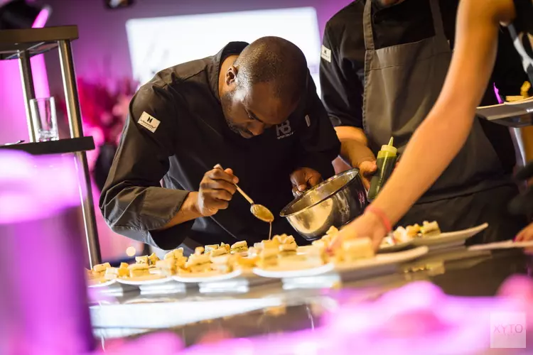 Thuis met LoveLife Diner in februari geld inzamelen voor kankeronderzoek