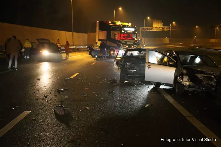 Ongeluk met vier auto&#39;s op A7 bij Purmerend