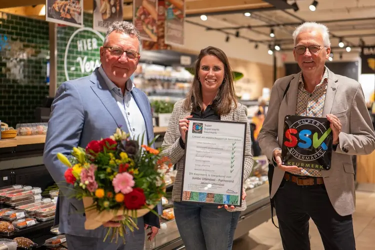 Jumbo Uitendaal in Purmerend ontvangt het Super Supermarkt Keurmerk