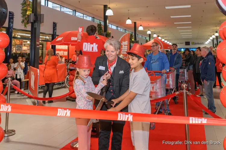 Dirk van den Broek opent eerste winkel in Purmerend