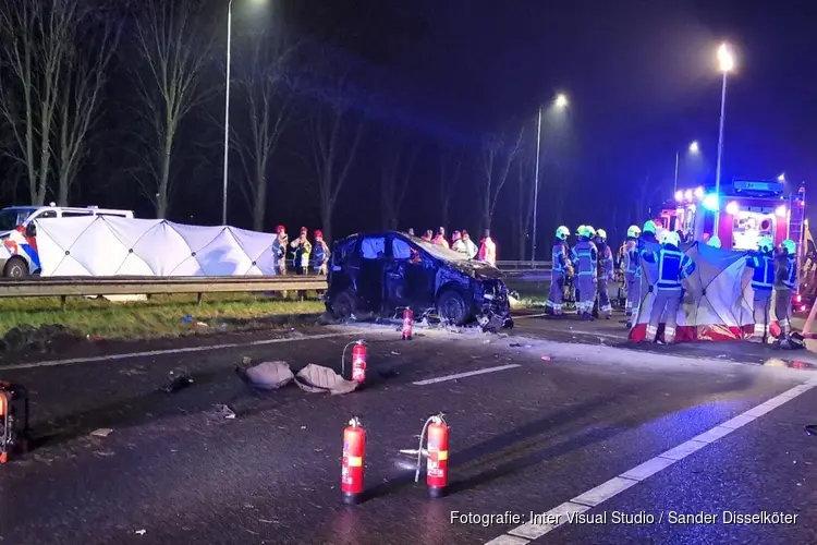 Twee personen overleden bij ongeval Noordbeemster: A7 langdurig afgesloten