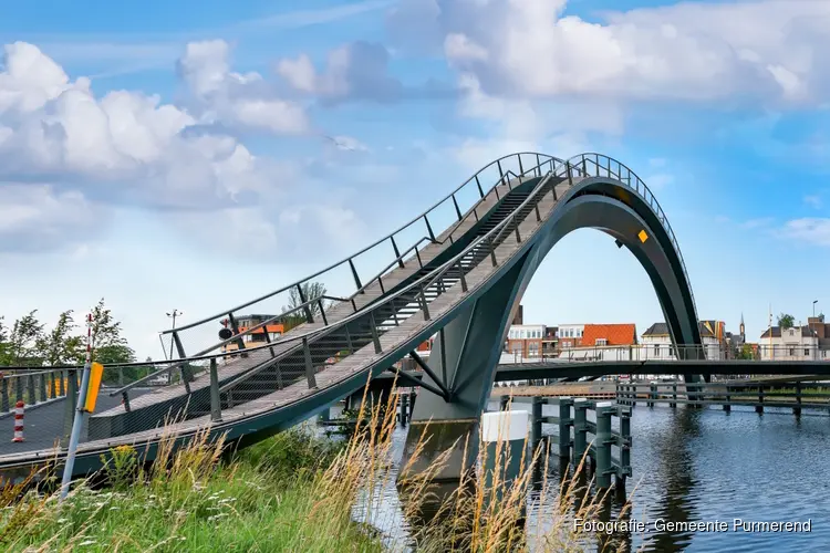 Melkwegbrug twee weken afgesloten