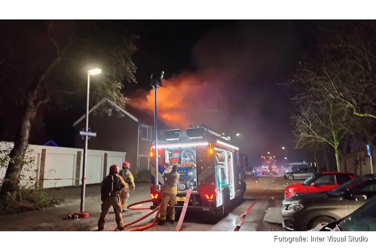 Grote brand aan Maasstraat in Purmerend