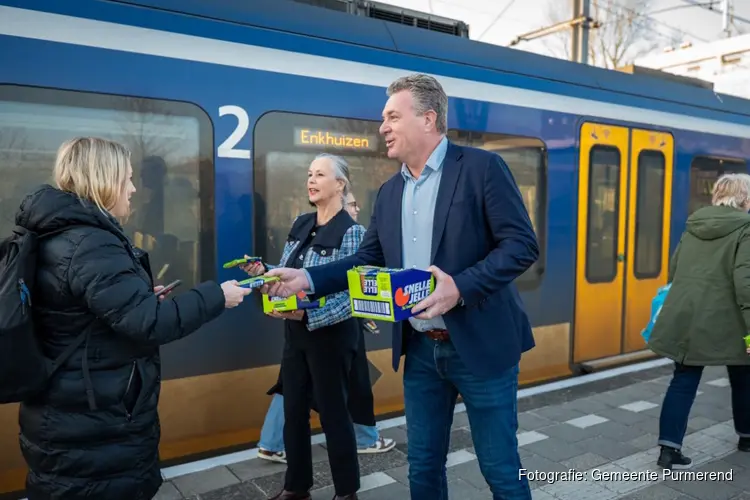 Extra Intercity blijft komende jaren stop maken op station Purmerend