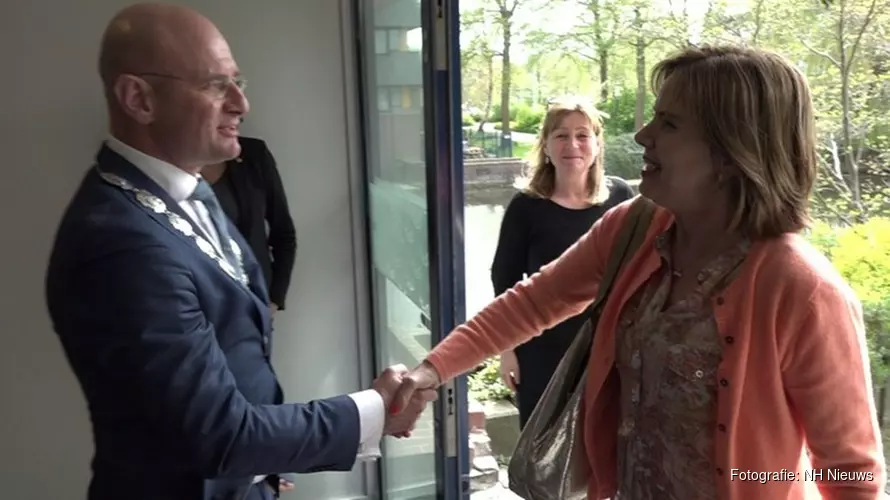Minister belooft op korte termijn aanpak files in Noord-Holland
