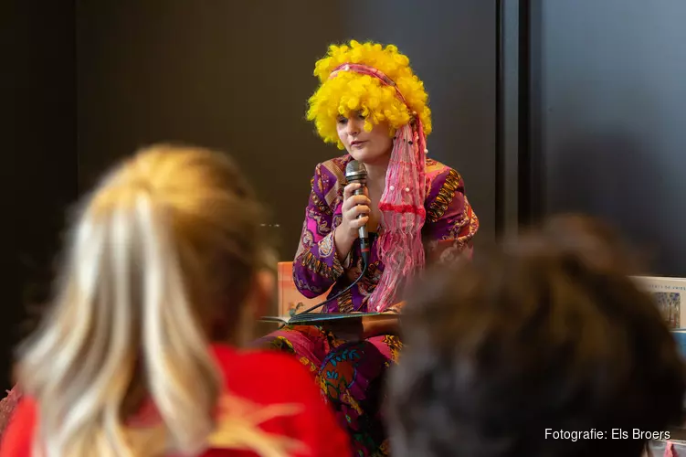 Thea Taal in de Bibliotheek Purmerend, de laatste van dit seizoen