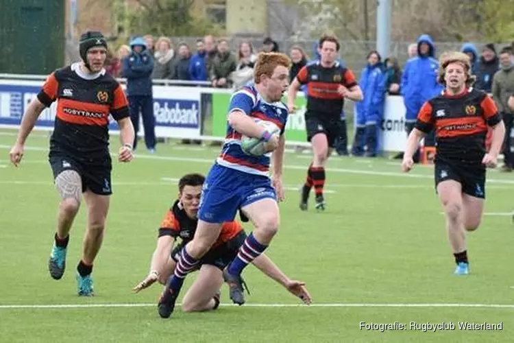 Rugbyteams Waterland houden zicht op finales