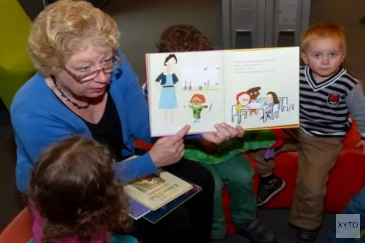 Luisteren naar Voorleesgedichten voor kinderen in de Bibliotheek